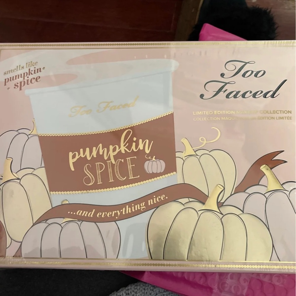 Too faced limited edition collection - Picture 2 of 3